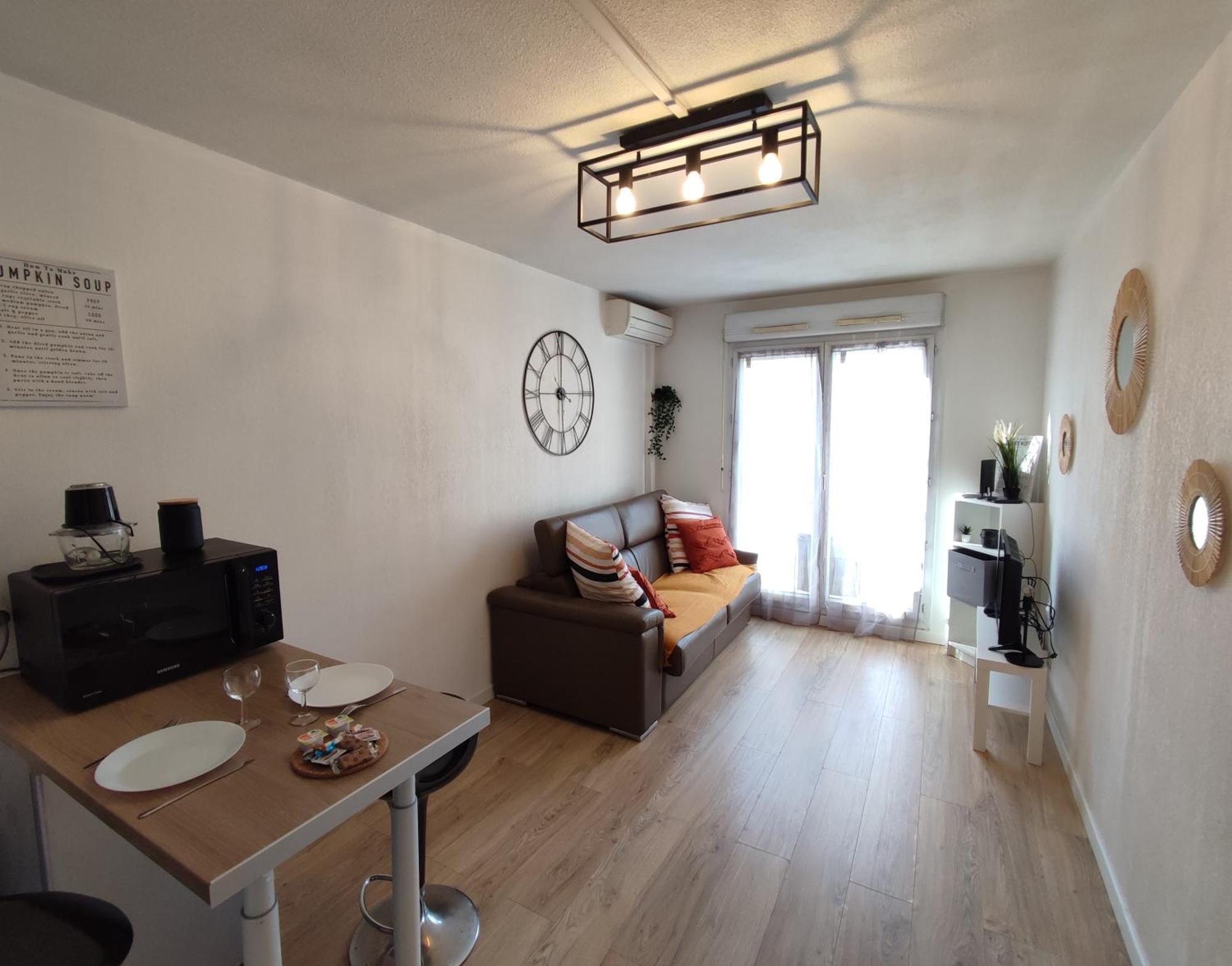 Climatise Equipe A 6min De La Gare St Charles Appartement Marseille
